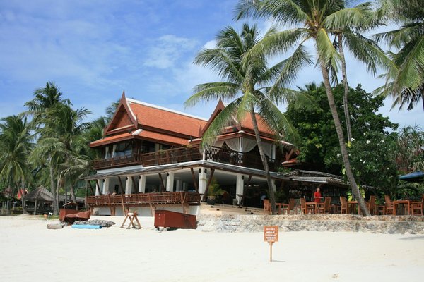 Explore the Ultimate Tours Celebrating Britain's Legendary Lighthouse Engineering Across the UK